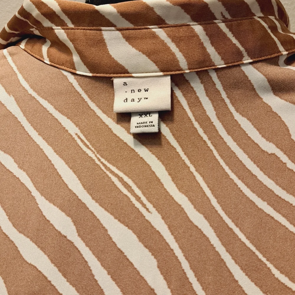 📌Sz XXL | Tan/Cream Long Sleeve Top | a new day - Picture 11 of 13